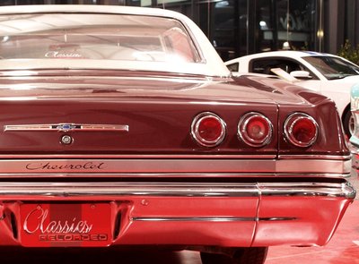 Chevrolet Impala SS 409 fastback