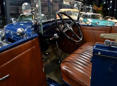 Ford Model A De Luxe Roadster