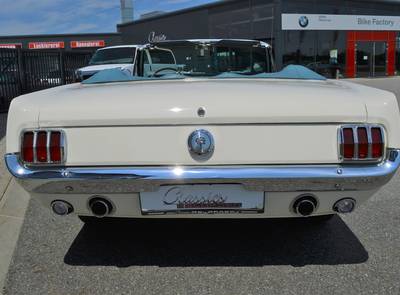 Ford Mustang GT Convertible
