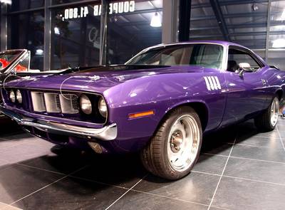 Plymouth Cuda 440 "Six-Pack"