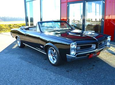 Pontiac GTO Convertible, 389cui Tri-Power