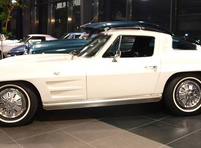 Corvette C2 Sting Ray