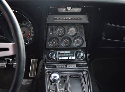 Corvette Stingray C3, 427cui 390hp Big Block