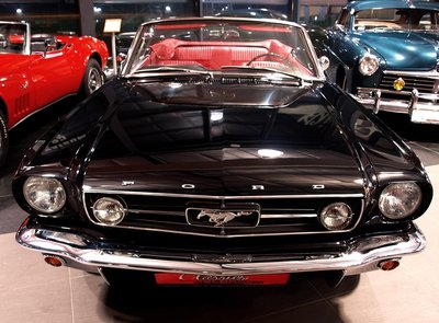 Ford Mustang 260 V8