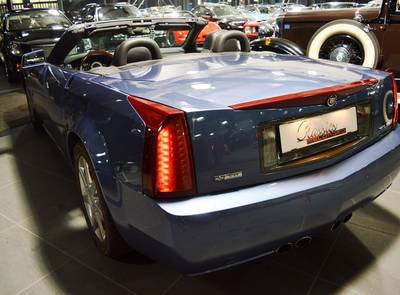 Cadillac XLR