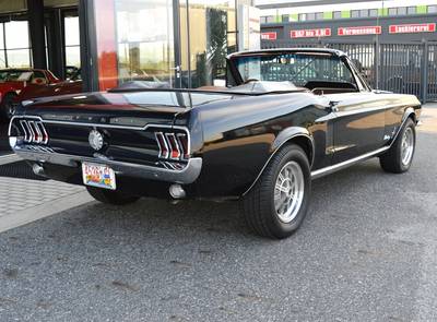 Ford Mustang V8 302cui Cabrio