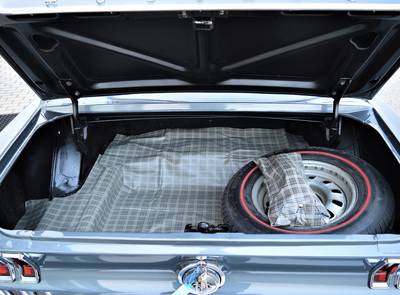 Ford Mustang V8 302cui J-Code