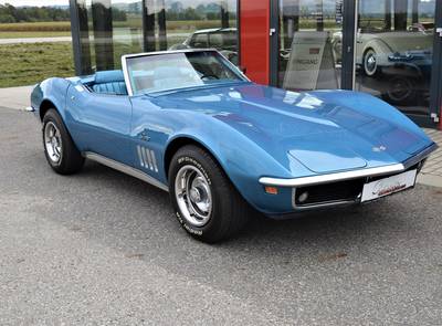 Corvette Stingray Convertible 350hp