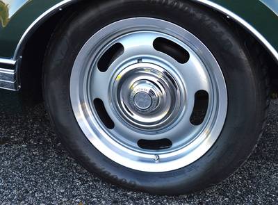 Oldsmobile Ninety-Eight Luxury 455 Rocket