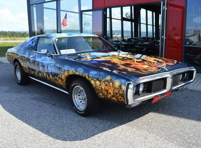 Dodge Charger SE 360cui V8