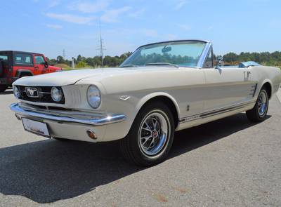Ford Mustang GT Convertible