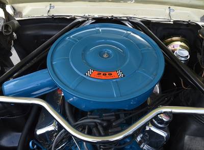 Ford Mustang V8 Convertible