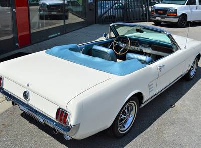 Ford Mustang GT Convertible