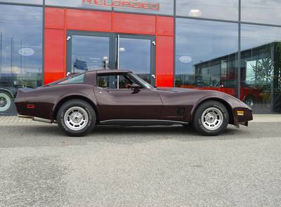 Chevrolet Corvette T-top 350cui