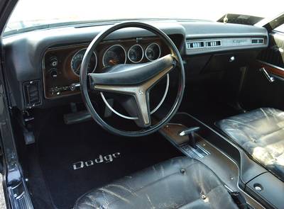 Dodge Charger SE 360cui V8