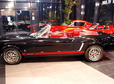Ford Mustang 260 V8