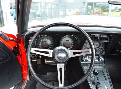 Corvette Stingray 454cui 365hp frame-off