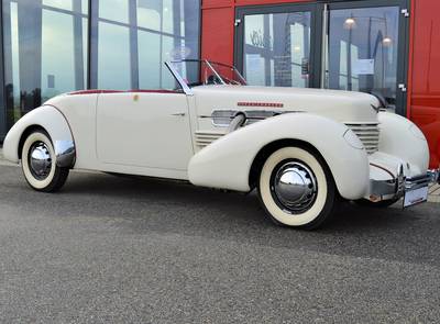 Cord 812 Supercharged Convertible Pheaton