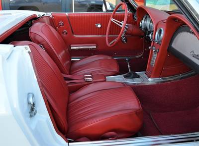 Corvette Sting Ray C2 Cabrio 300hp