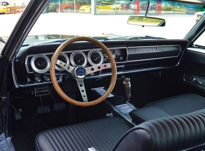 Dodge Charger 383cui 5-Gang