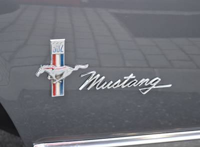 Ford Mustang V8 302cui J-Code