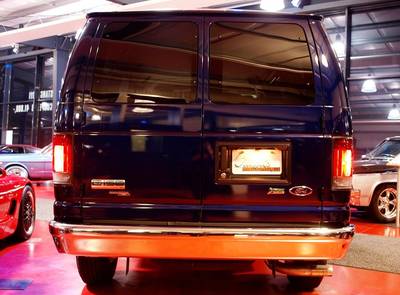 Ford E-150 XL Econoline
