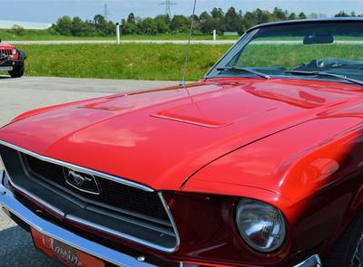 Ford Mustang V8 302cui J-Code