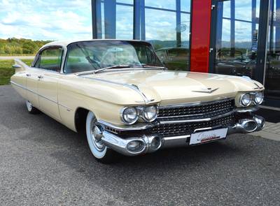Cadillac Sedan DeVille 390cui V8