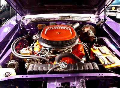 Plymouth Cuda 440 "Six-Pack"