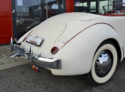 Cord 812 Supercharged Convertible Pheaton