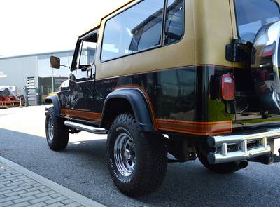 Jeep CJ/8 Scrambler Hardtop+Soft