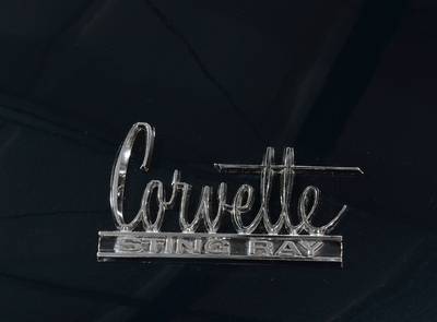 Corvette Sting Ray C2  327 / 300