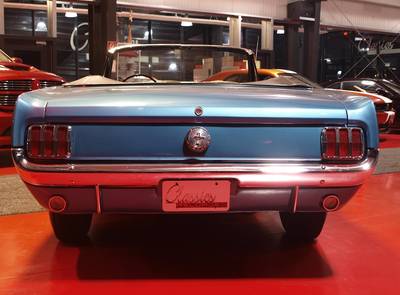 Ford Mustang 289 V8