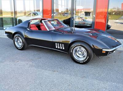 Corvette Stingray C3, 427cui 390hp Big Block