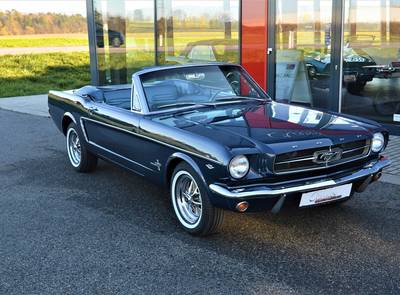 Ford Mustang Cabrio V8 ERSTBESITZ