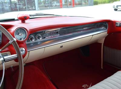 Cadillac Sedan DeVille 390cui V8