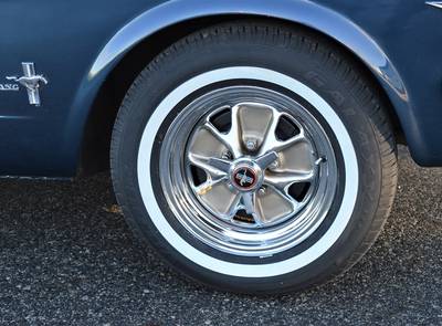 Ford Mustang Cabrio V8 ERSTBESITZ