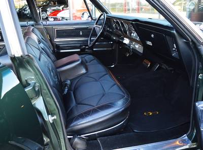 Oldsmobile Ninety-Eight Luxury 455 Rocket