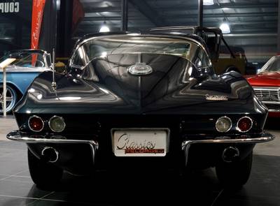 Corvette Sting Ray C2  327 / 300