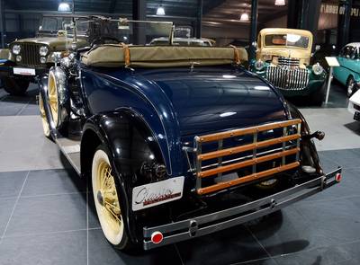 Ford Model A De Luxe Roadster