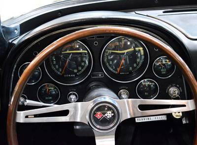 Corvette C2 Sting Ray   327/300