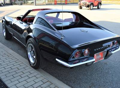 Corvette Stingray C3, 427cui 390hp Big Block