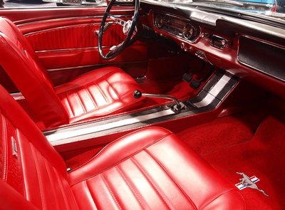 Ford Mustang 260 V8