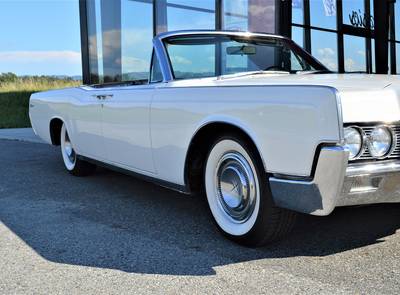 Lincoln Continental 4-door Convertible