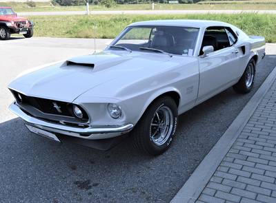Ford Mustang Boss 429 NASCAR