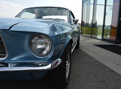 Ford Mustang Coupe 289 V8, 4V