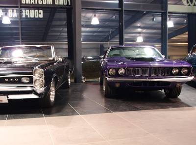 Plymouth Cuda 440 "Six-Pack"