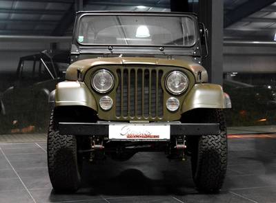 Jeep CJ7 V8 360cui