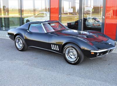 Corvette Stingray C3, 427cui 390hp Big Block
