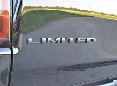 Ram LIMITED Night Edition, Crew Long Bed